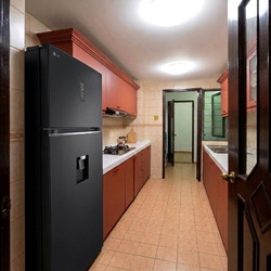 Stratford Court (D16), Condominium #587709101